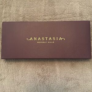 BNIB ANASTASIA BEVERLY HILLS FALL ROMANCE PALETTE